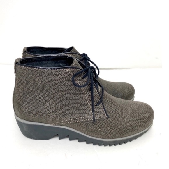 Wolky Dusky WintyComfort Lace up Ankle Wedge Boot in Metallic Brown Size 6 - Picture 5 of 12
